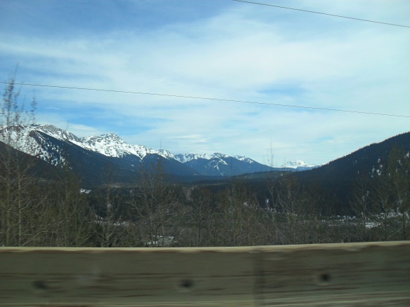 More beutiful Mountains- 2nd guest pic by my partner, since I was still driving. :)
